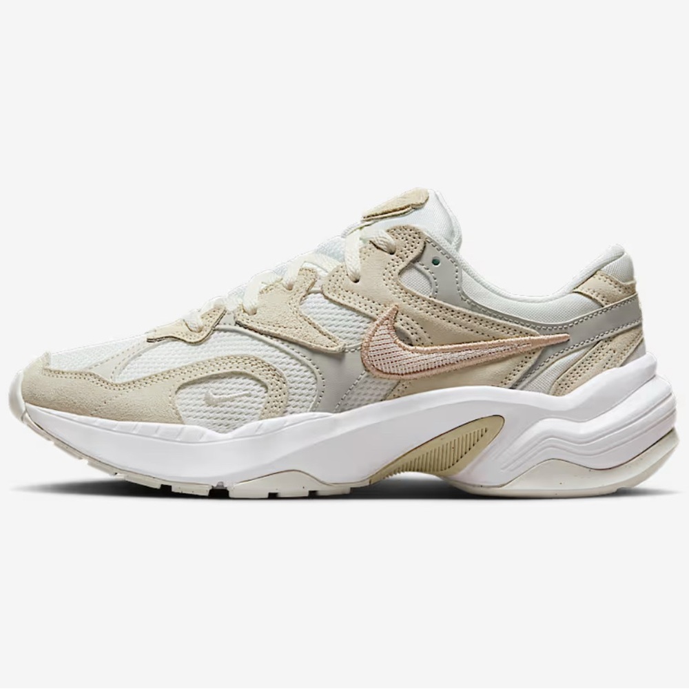 Nike Women's Cream and White Sneakers